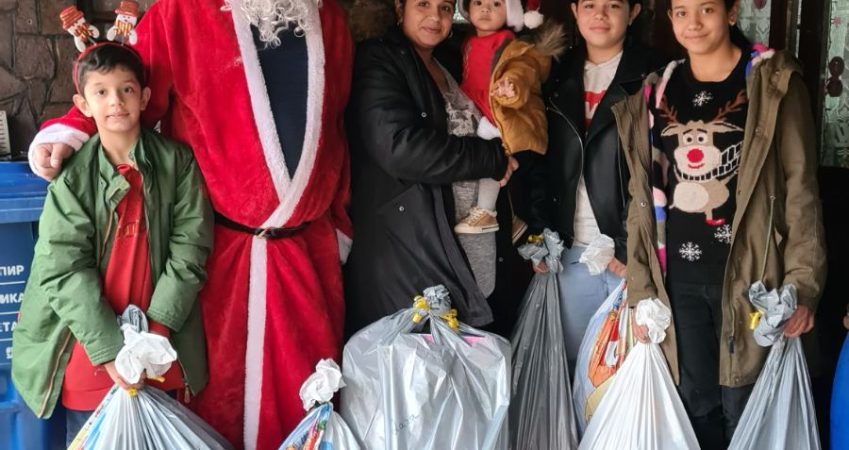 Деда Мраз обрадовао малишане запослених у Регионалној депонији